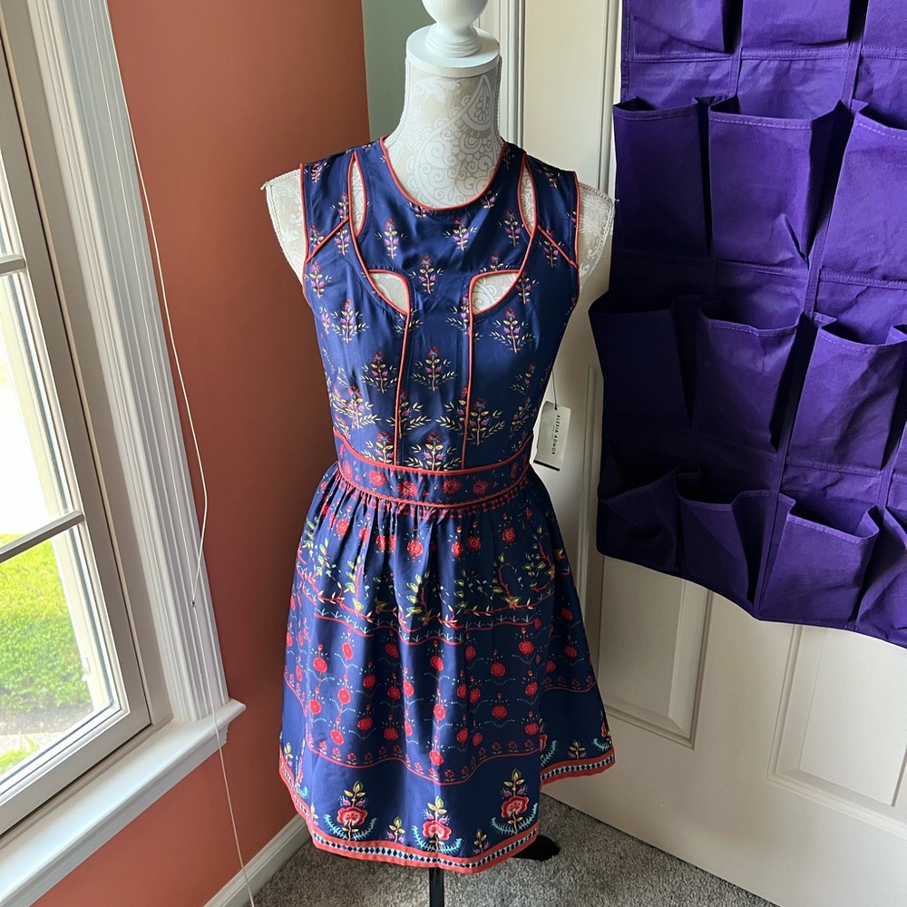 NEW Alexia Admor Blue Multi Floral Causal Dress